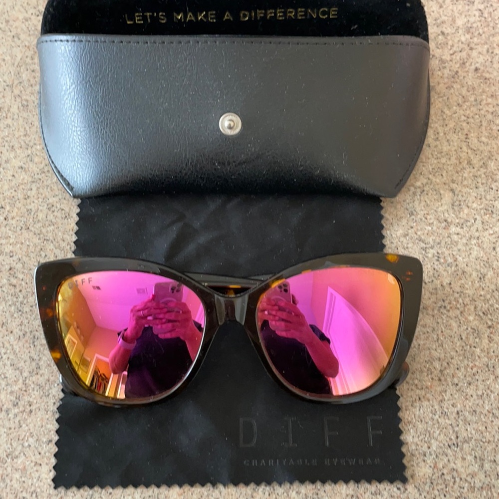 DIFF pink polorized sunglasses- gently used